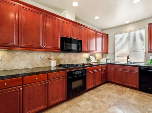 266 Neptune Way, Oceanside CA 92054