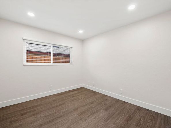 11183 Linares, San Diego CA 92129