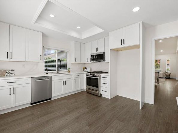 11183 Linares, San Diego CA 92129