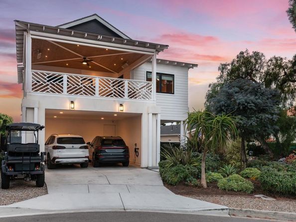 1041 Van Nuys St, San Diego CA 92109