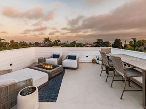 1041 Van Nuys St, San Diego CA 92109