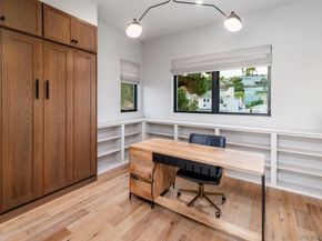 1041 Van Nuys St, San Diego CA 92109