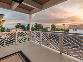 1041 Van Nuys St, San Diego CA 92109