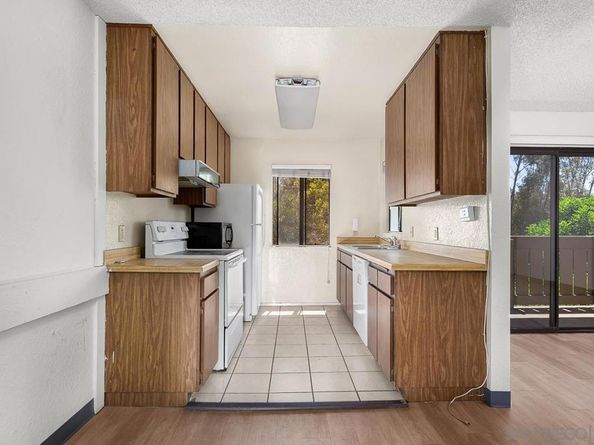 10333 Caminito Aralia 70, San Diego CA 92131
