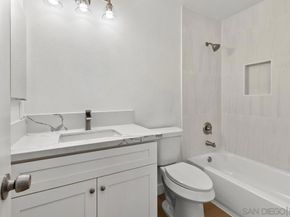 4230 48th St 2, San Diego CA 92115