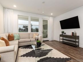 1120 Sea Glass Way, Oceanside CA 92054