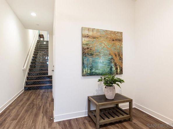 1120 Sea Glass Way, Oceanside CA 92054