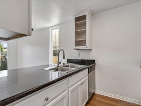 4860 Rolando Ct 29, San Diego CA 92115