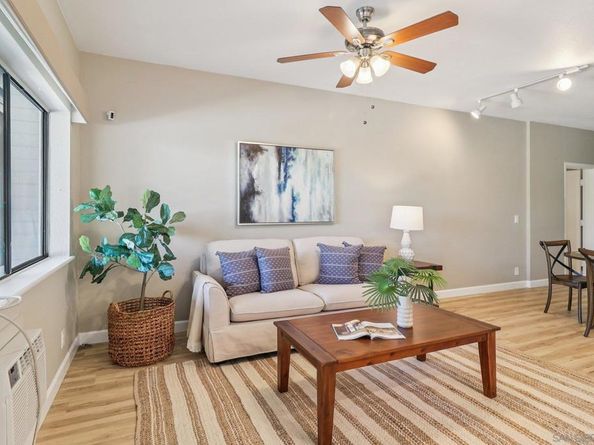 11810 Hi Ridge Rd, Lakeside CA 92040