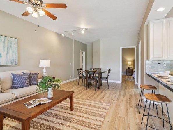 11810 Hi Ridge Rd, Lakeside CA 92040