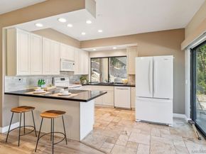 11810 Hi Ridge Rd, Lakeside CA 92040