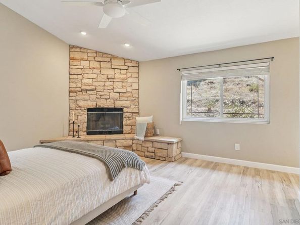 11810 Hi Ridge Rd, Lakeside CA 92040