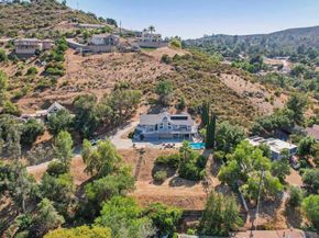 11810 Hi Ridge Rd, Lakeside CA 92040