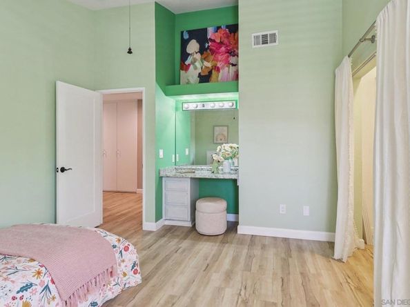 11810 Hi Ridge Rd, Lakeside CA 92040