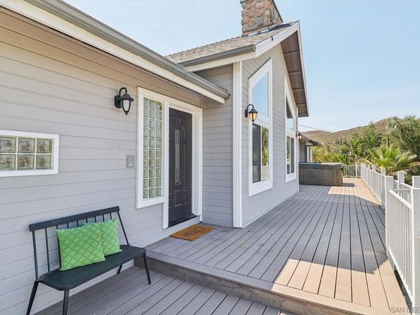 11810 Hi Ridge Rd, Lakeside CA 92040