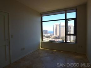 700 W E st 2201, San Diego CA 92101