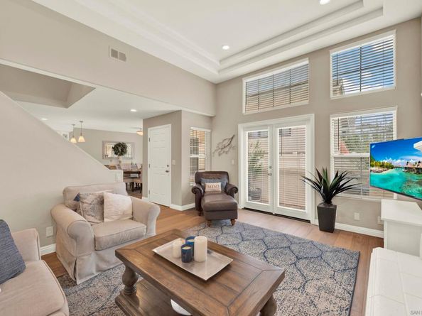 3736 Promontory St, San Diego CA 92109