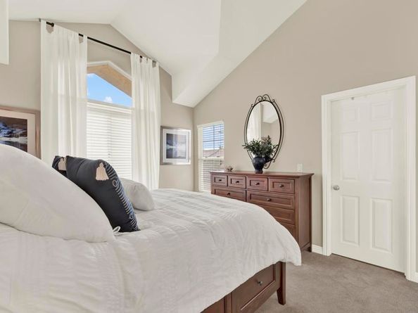 3736 Promontory St, San Diego CA 92109