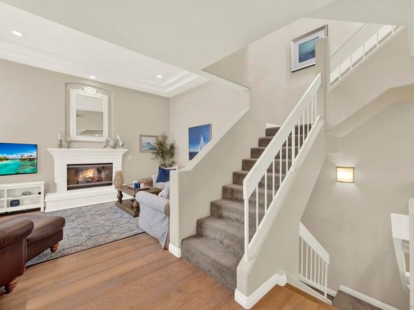 3736 Promontory St, San Diego CA 92109