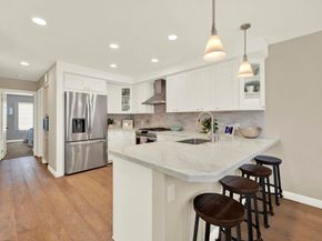 3736 Promontory St, San Diego CA 92109