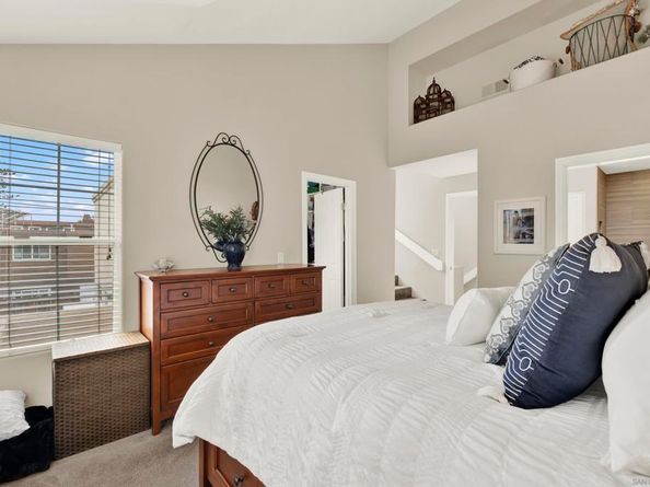 3736 Promontory St, San Diego CA 92109