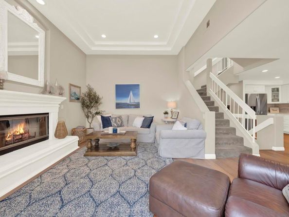 3736 Promontory St, San Diego CA 92109