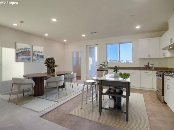 5305 Seacliff Place 8, San Diego CA 92154