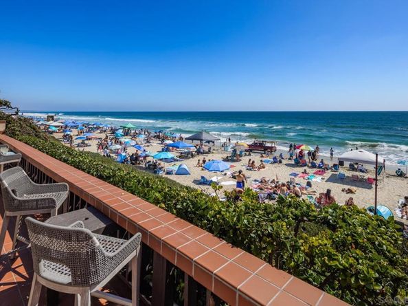 2977 Ocean Street, Carlsbad CA 92008