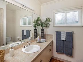 2977 Ocean Street, Carlsbad CA 92008