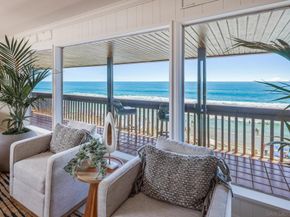 2977 Ocean Street, Carlsbad CA 92008