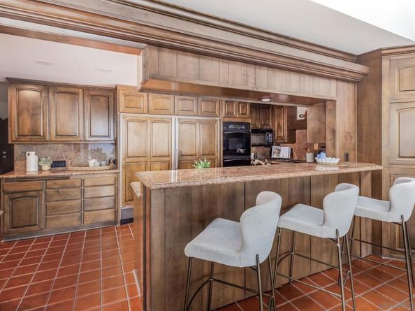 2977 Ocean Street, Carlsbad CA 92008