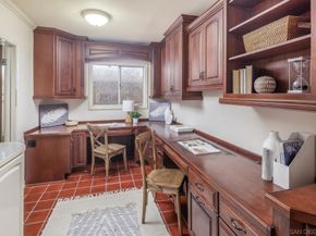 2977 Ocean Street, Carlsbad CA 92008