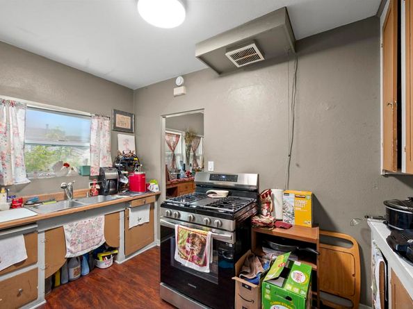 6352 Holabird St, San Diego CA 92120