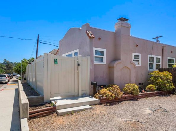 6352 Holabird St, San Diego CA 92120