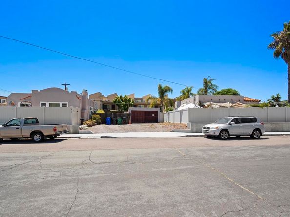 6352 Holabird St, San Diego CA 92120