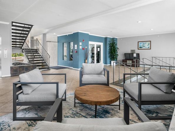 1021 Scott St 218, San Diego CA 92106