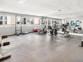 1021 Scott St 218, San Diego CA 92106