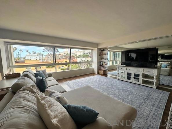939 Coast Blvd 6A, La Jolla CA 92037