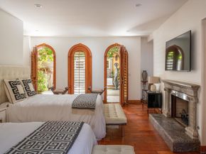 5143 Shore Drive, Carlsbad CA 92008