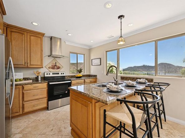 20227 Ash Ln, Escondido CA 92029