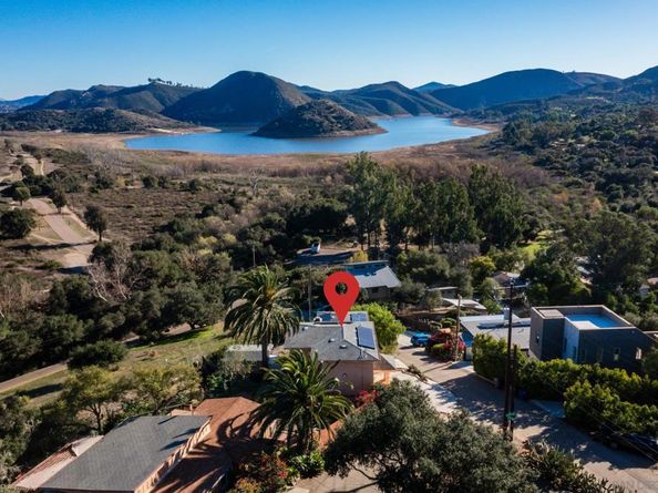 20227 Ash Ln, Escondido CA 92029