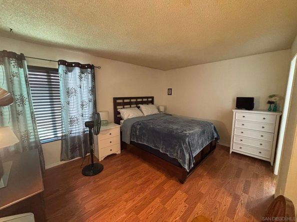 10454 Caminito Sulmona, San Diego CA 92129