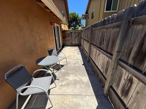 10454 Caminito Sulmona, San Diego CA 92129