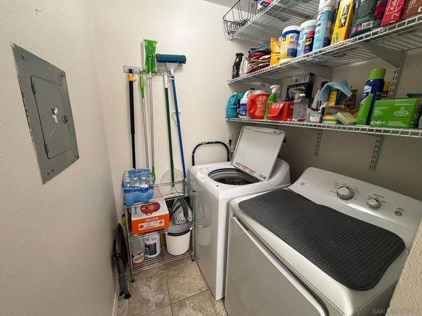 10454 Caminito Sulmona, San Diego CA 92129