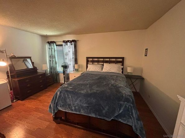 10454 Caminito Sulmona, San Diego CA 92129