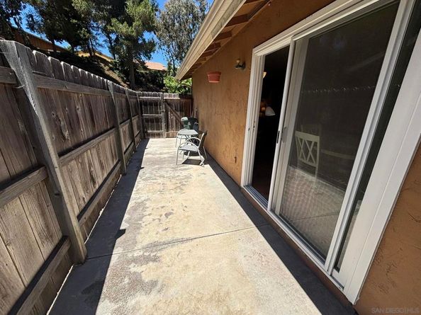 10454 Caminito Sulmona, San Diego CA 92129