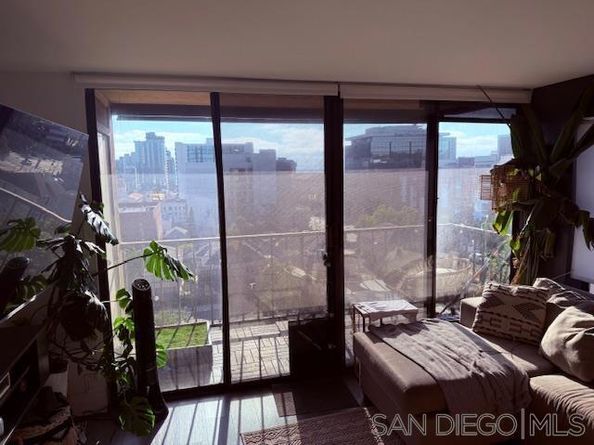 1514 7Th Ave 403, San Diego CA 92101