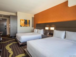 207 5Th Ave 1224, San Diego CA 92101