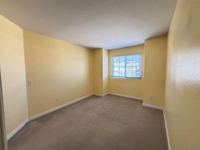 1685 Mountain Pass Cir, Vista CA 92081