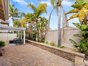 1685 Mountain Pass Cir, Vista CA 92081